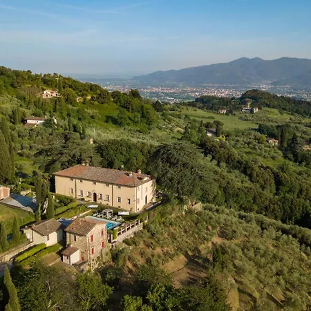 Borbone In Pieve S. Stefano, וילה