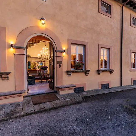 Borbone In Pieve S. Stefano, * Lucca