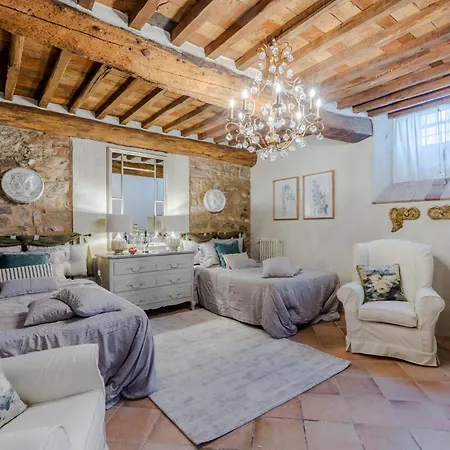 Borbone In Pieve S. Stefano, * לוקה