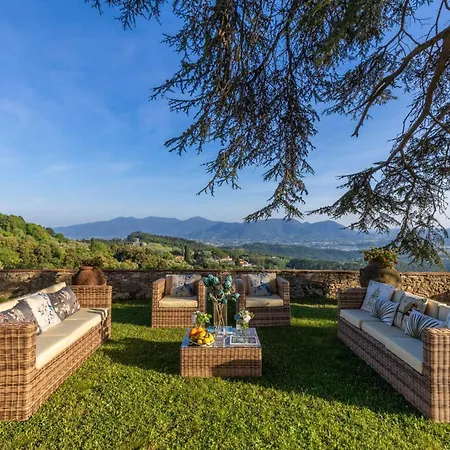 Borbone In Pieve S. Stefano, Villa