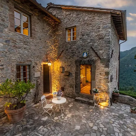 Borbone In Pieve S. Stefano, * Lucca