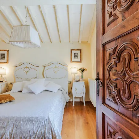 Villa Borbone In Pieve S. Stefano, *